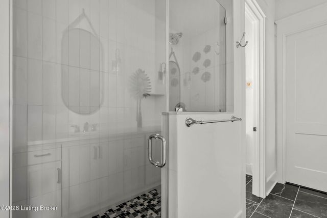 6005 Passionflower Dr, Prospect, KY 40059