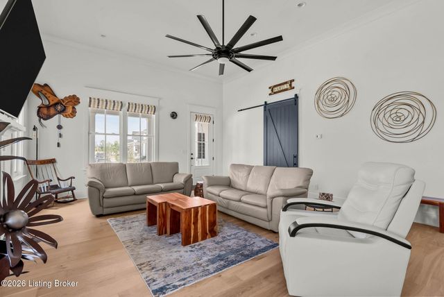 6005 Passionflower Dr, Prospect, KY 40059