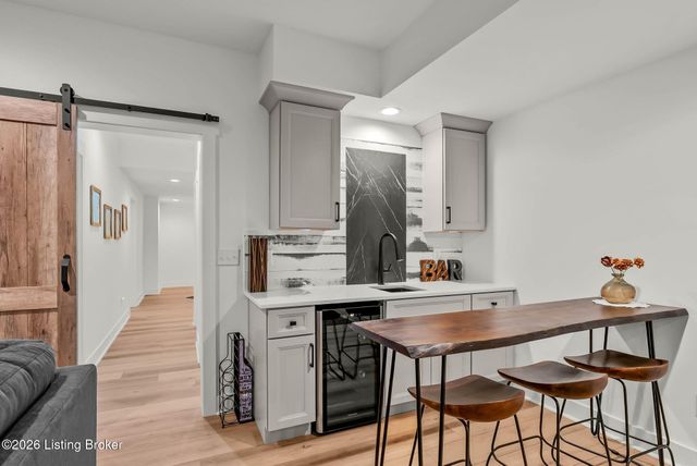 6005 Passionflower Dr, Prospect, KY 40059