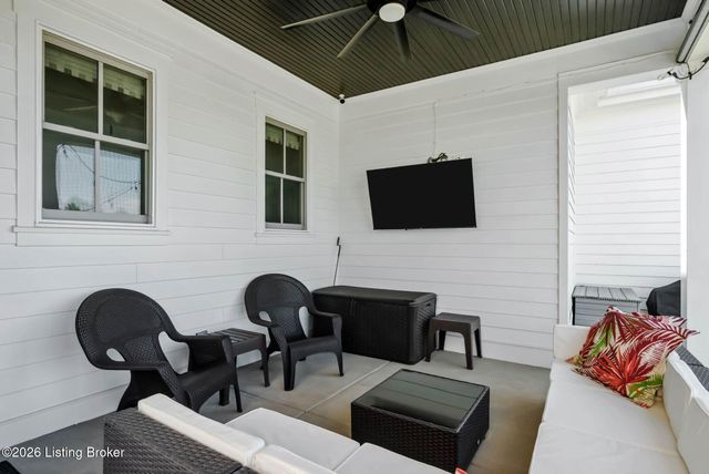 6005 Passionflower Dr, Prospect, KY 40059