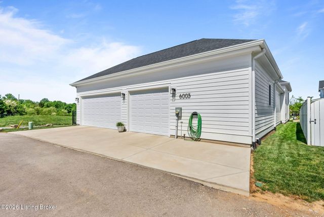6005 Passionflower Dr, Prospect, KY 40059