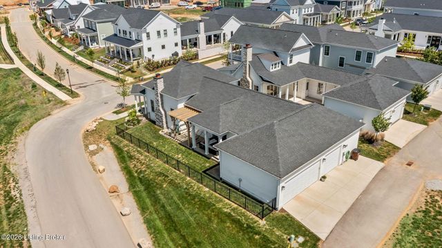 6005 Passionflower Dr, Prospect, KY 40059