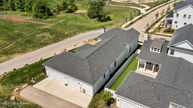 6005 Passionflower Dr, Prospect, KY 40059