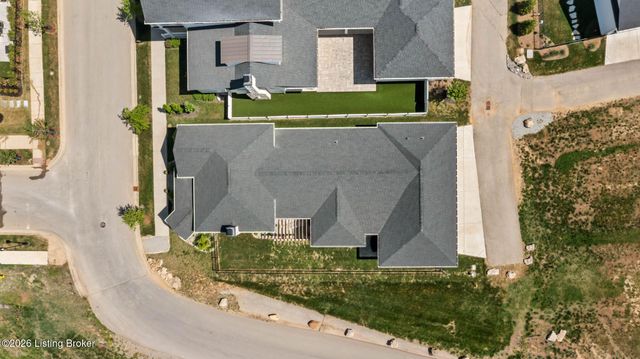 6005 Passionflower Dr, Prospect, KY 40059