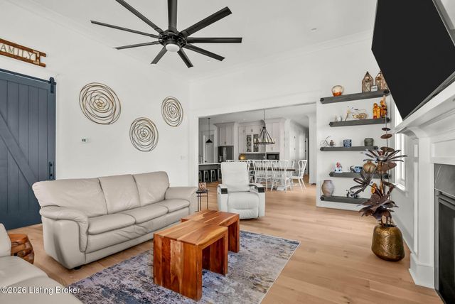 6005 Passionflower Dr, Prospect, KY 40059