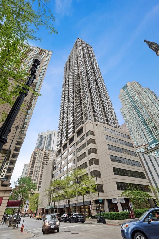 30 E Huron Street 2209, Chicago, IL 60611