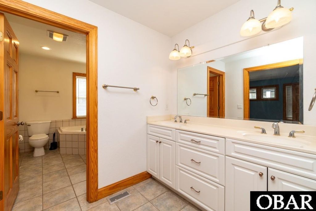 Image 19 of property listing at 165 Riverlane Road Lot #2, Jarvisburg, NC 27947