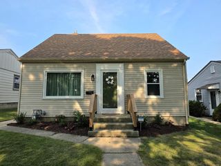 2961 S 50th STREET, Milwaukee, WI 53219