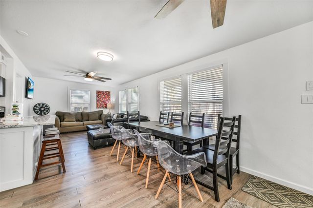 4202 Mason Drive, Galveston, TX 77554