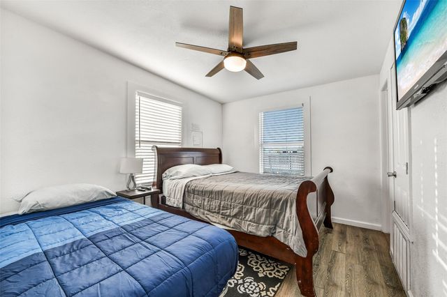 4202 Mason Drive, Galveston, TX 77554