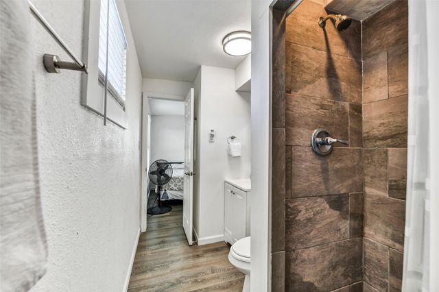 4202 Mason Drive, Galveston, TX 77554