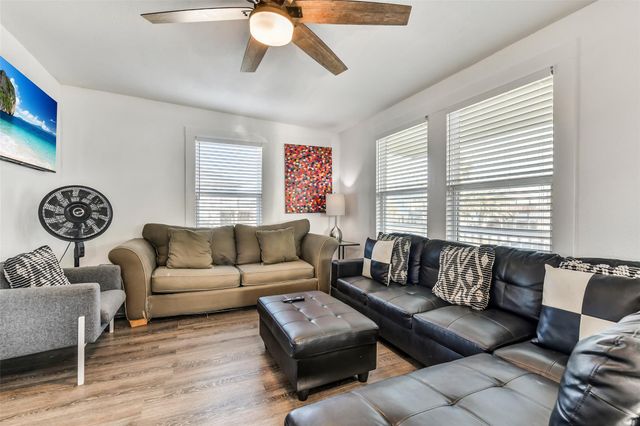 4202 Mason Drive, Galveston, TX 77554