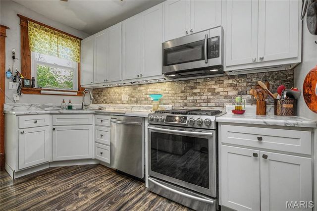 12420 Bellefontaine Road, St Louis, MO 63138