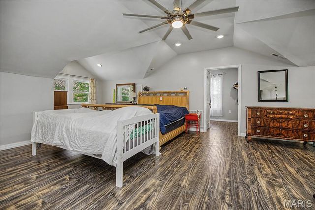 12420 Bellefontaine Road, St Louis, MO 63138