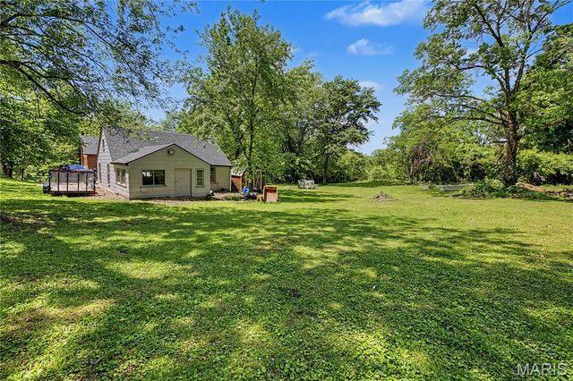 12420 Bellefontaine Road, St Louis, MO 63138