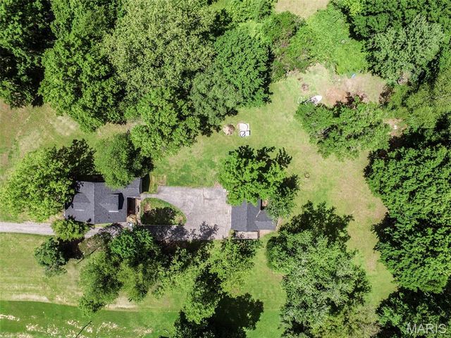 12420 Bellefontaine Road, St Louis, MO 63138