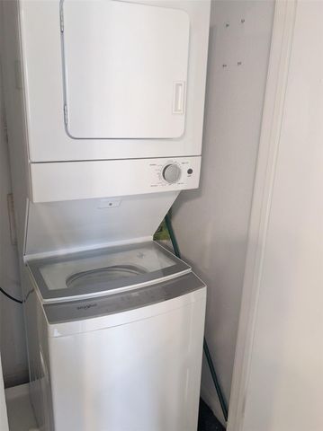 2121 El Paseo Street 2203, Houston, TX 77054