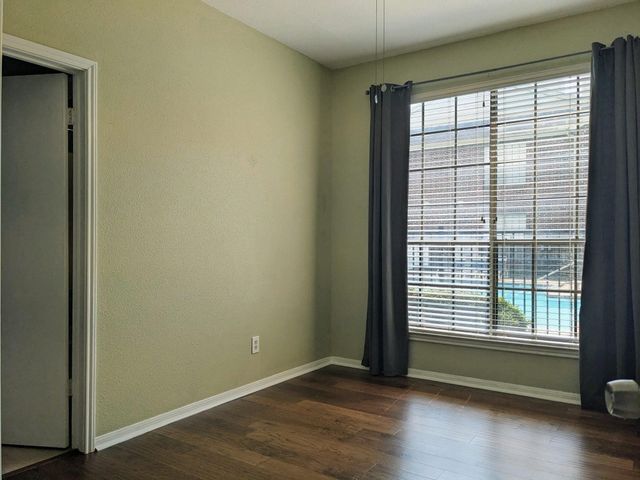 2121 El Paseo Street 2203, Houston, TX 77054