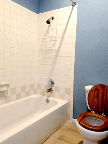 2121 El Paseo Street 2203, Houston, TX 77054