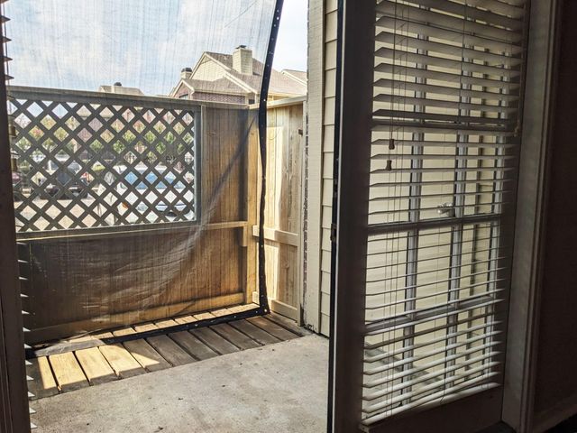 2121 El Paseo Street 2203, Houston, TX 77054