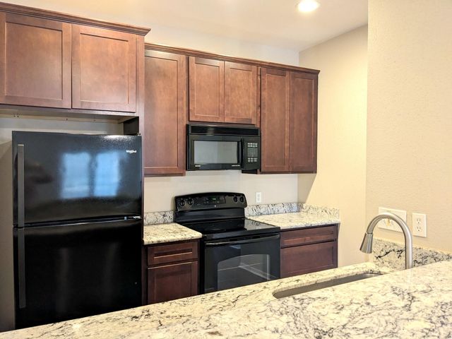 2121 El Paseo Street 2203, Houston, TX 77054