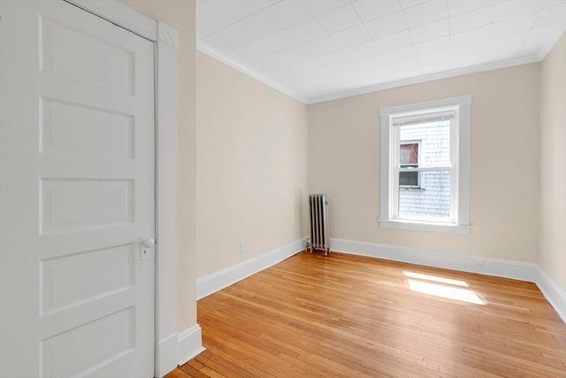 242 Fort Pleasant Ave, Springfield, MA 01108
