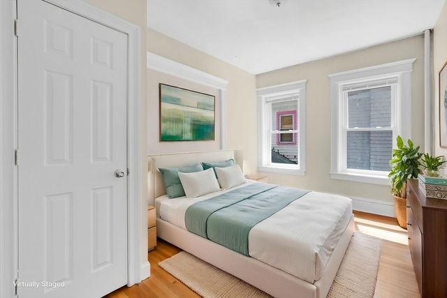 242 Fort Pleasant Ave, Springfield, MA 01108