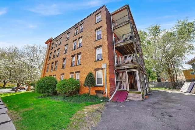 242 Fort Pleasant Ave, Springfield, MA 01108