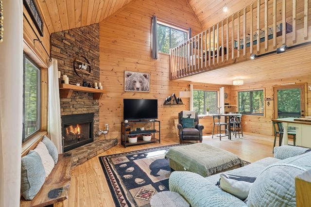 27 Bamby Lane, Ellijay, GA 30540