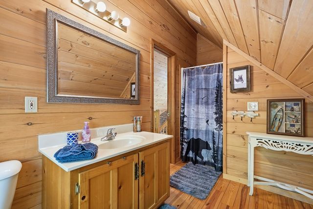 27 Bamby Lane, Ellijay, GA 30540