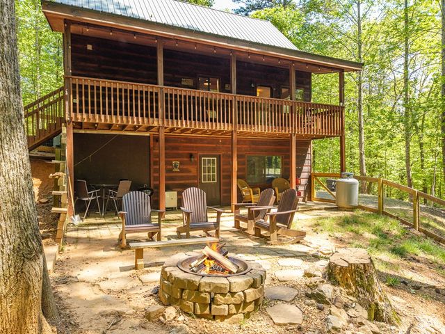 27 Bamby Lane, Ellijay, GA 30540