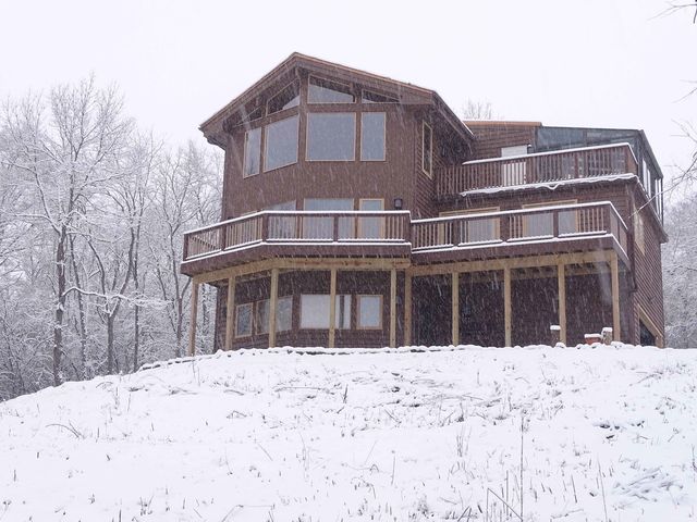 14418 Mansion Heights Drive, Harvard, IL 60033