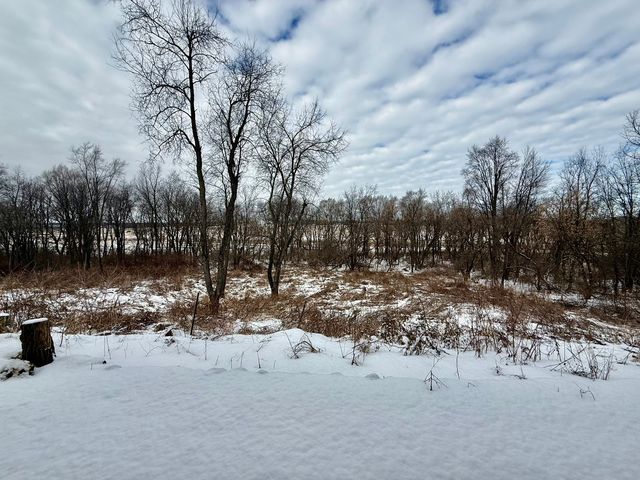 14418 Mansion Heights Drive, Harvard, IL 60033