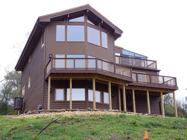 14418 Mansion Heights Drive, Harvard, IL 60033