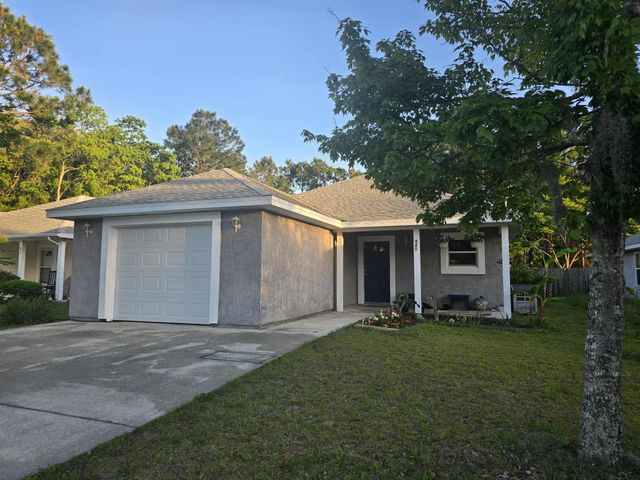 921 Avery St, St Augustine, FL 32084