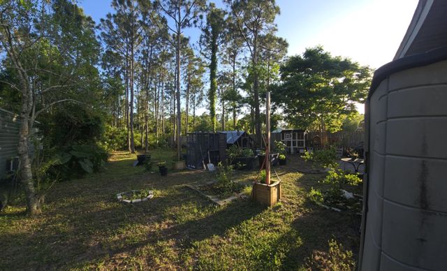 921 Avery St, St Augustine, FL 32084