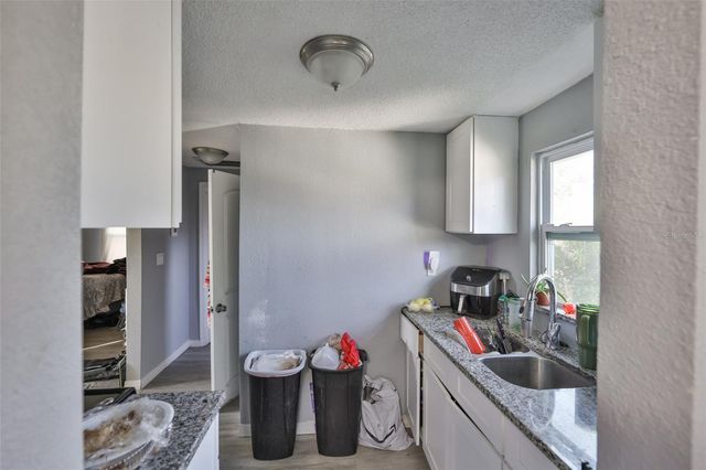 1208 17TH ST N, St Petersburg, FL 33713