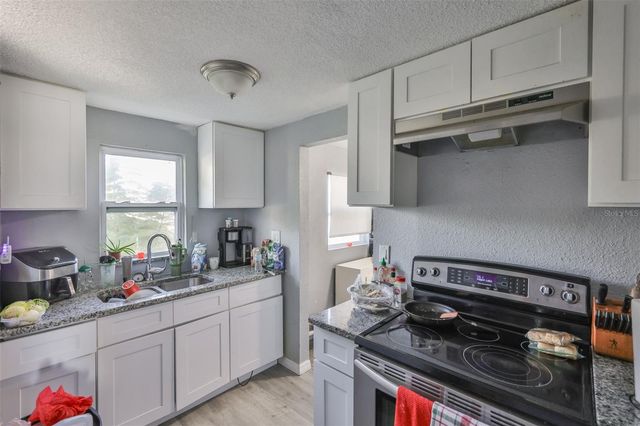 1208 17TH ST N, St Petersburg, FL 33713