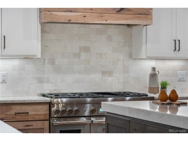 3 Columbine Ln, Littleton, CO 80123