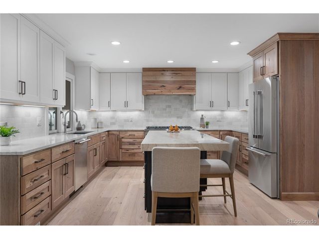 3 Columbine Ln, Littleton, CO 80123