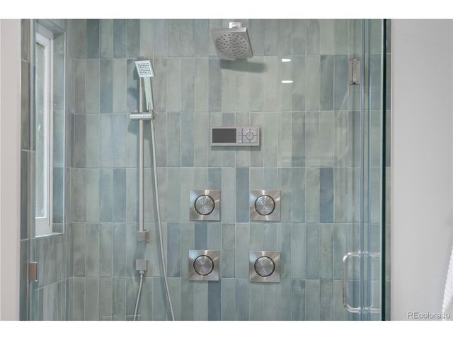 3 Columbine Ln, Littleton, CO 80123