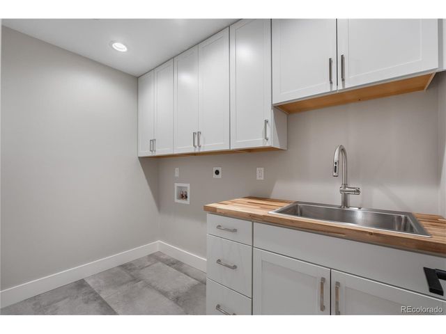 3 Columbine Ln, Littleton, CO 80123