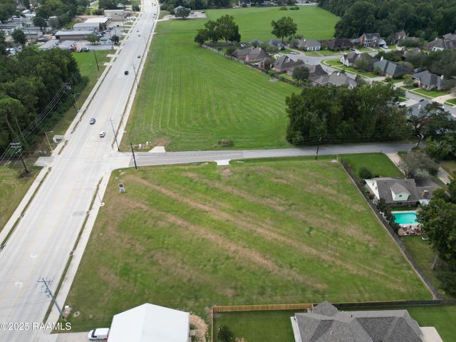 3014 Kaliste Saloom Road, Lafayette, LA 70508