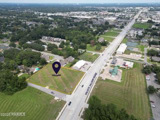 3014 Kaliste Saloom Road, Lafayette, LA 70508