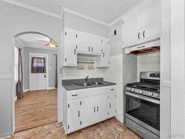 524 W Morgan Street, Swansea, IL 62226