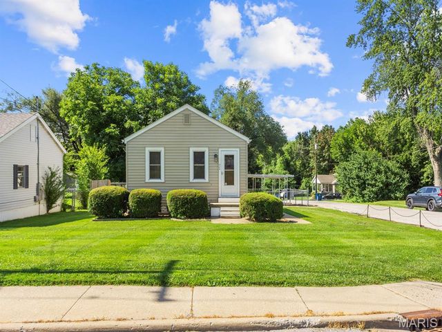 524 W Morgan Street, Swansea, IL 62226