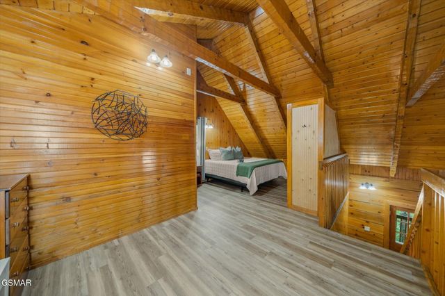 3342 Twin City Way, Pigeon Forge, TN 37863