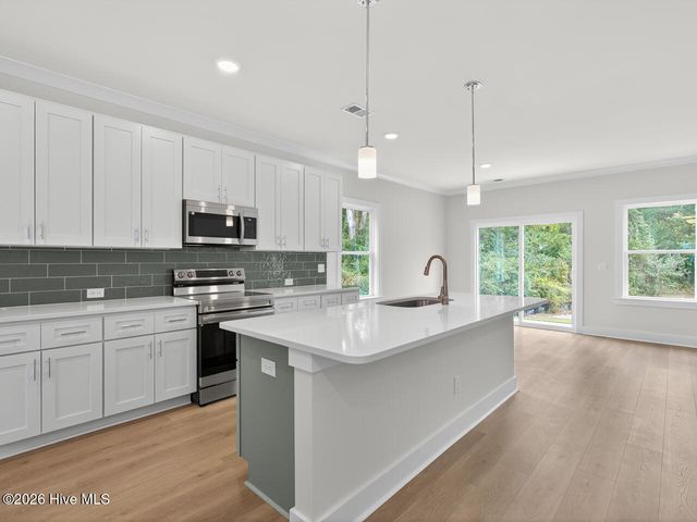 9385 Night Harbor Drive SE, Leland, NC 28451