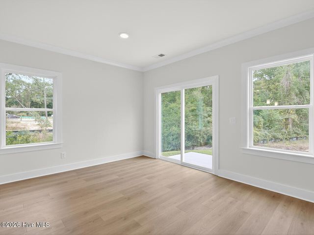 9385 Night Harbor Drive SE, Leland, NC 28451