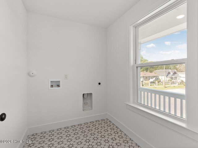 9385 Night Harbor Drive SE, Leland, NC 28451